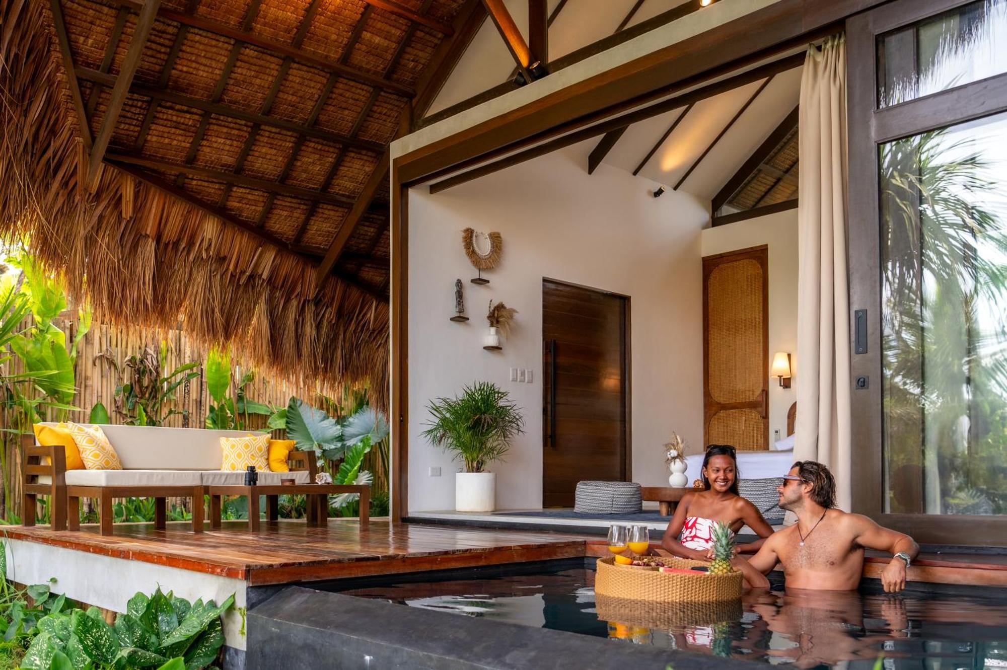 Private Villa With Pool - Kalani River Villas Генерал-Луна Экстерьер фото